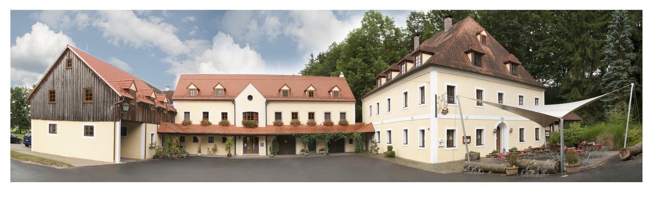 Landhotel Kahrmuehle Pressath 외부 사진